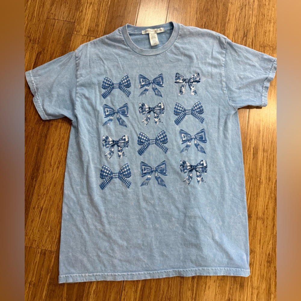 Altar'd State Bows Tee